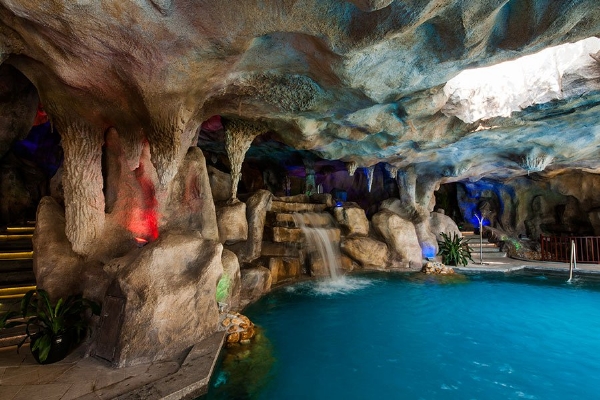 300o14000000w64a3d43c